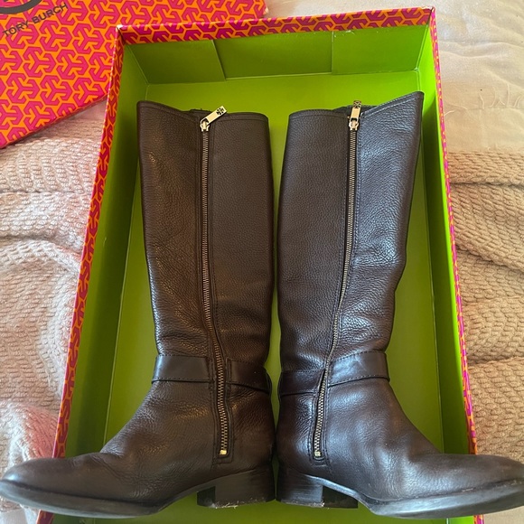 Tory Burch Elina 30mm Riding Boot- Size 6- Color: Coconut - Picture 2 of 5